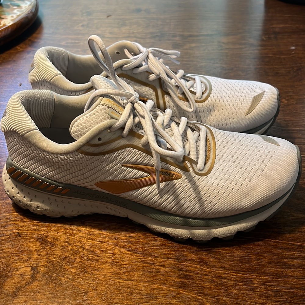 Brooks Adrenaline 20